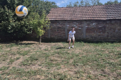 fdeef76f-d065-44ff-b566-b61bcc44cff1